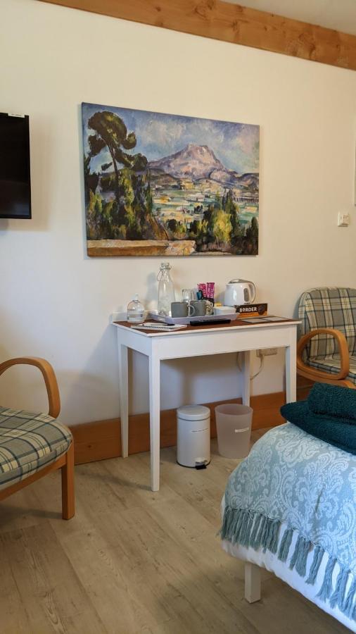 Owl Lodge Bed & Breakfast Kilmuir  外观 照片